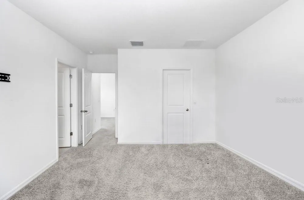 398 MANGROVE SHADE CIRCLE Apollo Beach, FL 33572