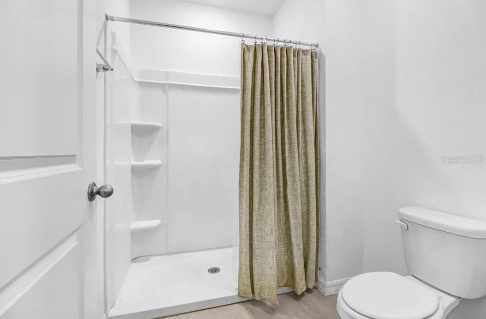 398 MANGROVE SHADE CIRCLE Apollo Beach, FL 33572