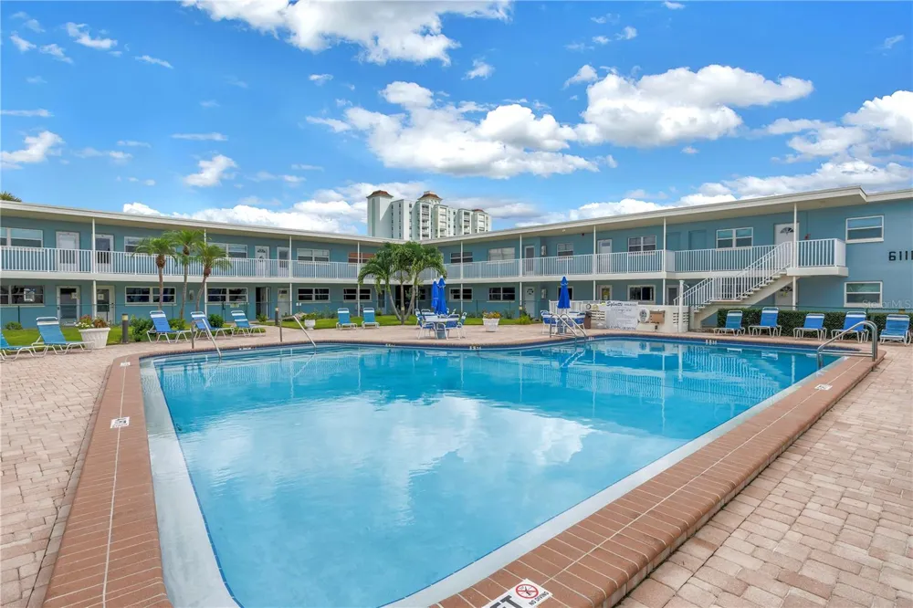 300 64TH AVENUE #117 St Pete Beach, FL 33706
