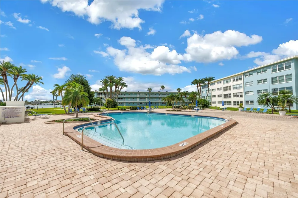 300 64TH AVENUE #117 St Pete Beach, FL 33706
