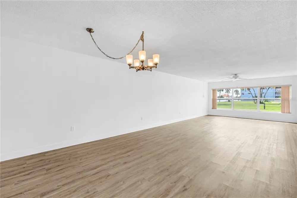 300 64TH AVENUE #117 St Pete Beach, FL 33706
