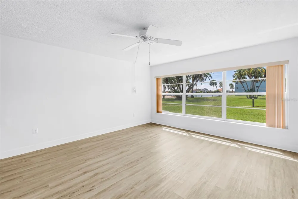 300 64TH AVENUE #117 St Pete Beach, FL 33706