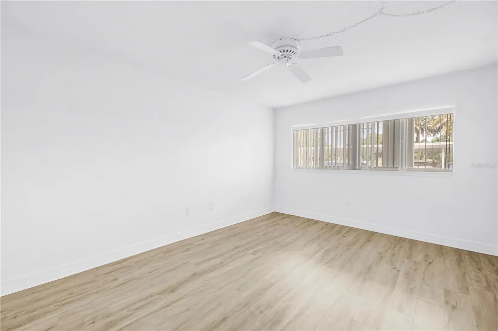 300 64TH AVENUE #117 St Pete Beach, FL 33706