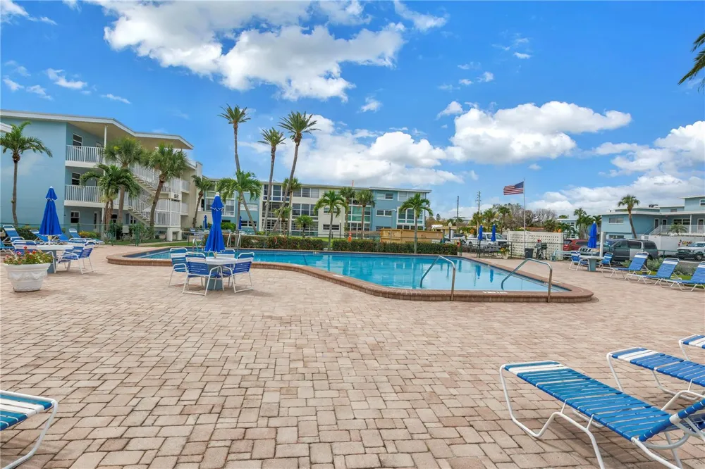 300 64TH AVENUE #117 St Pete Beach, FL 33706
