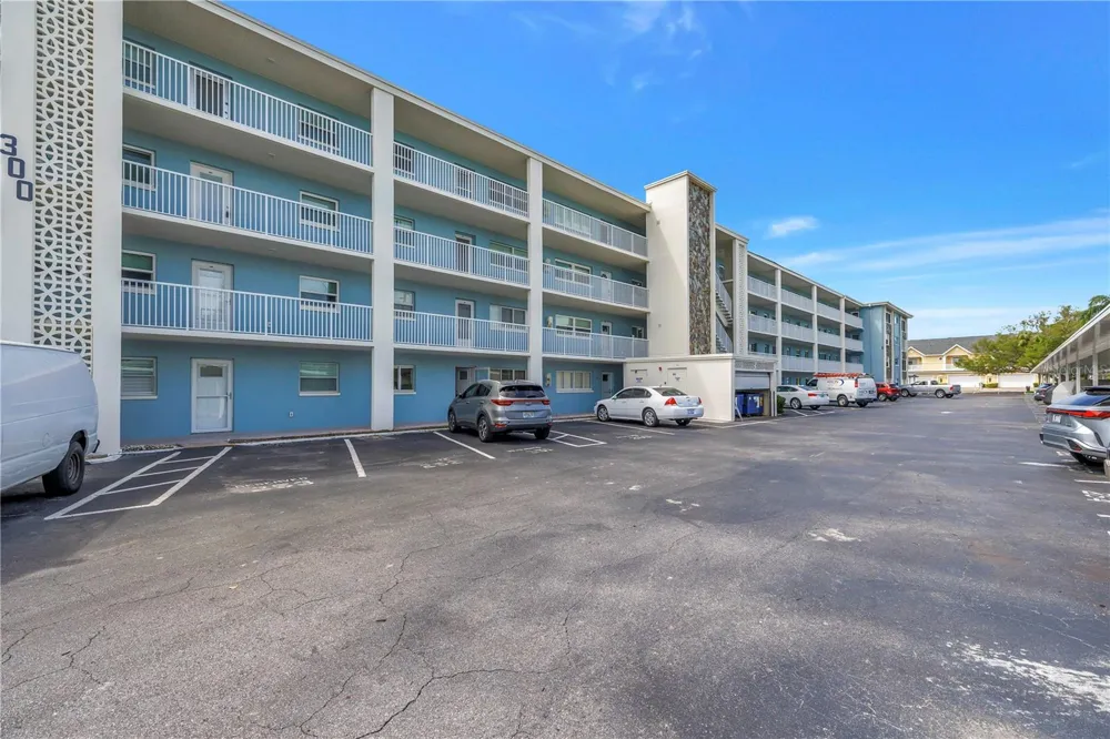 300 64TH AVENUE #117 St Pete Beach, FL 33706