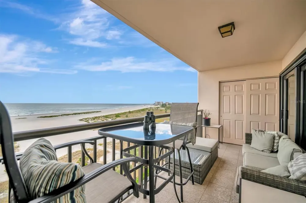 1270 GULF BOULEVARD #701 Clearwater Beach, FL 33767