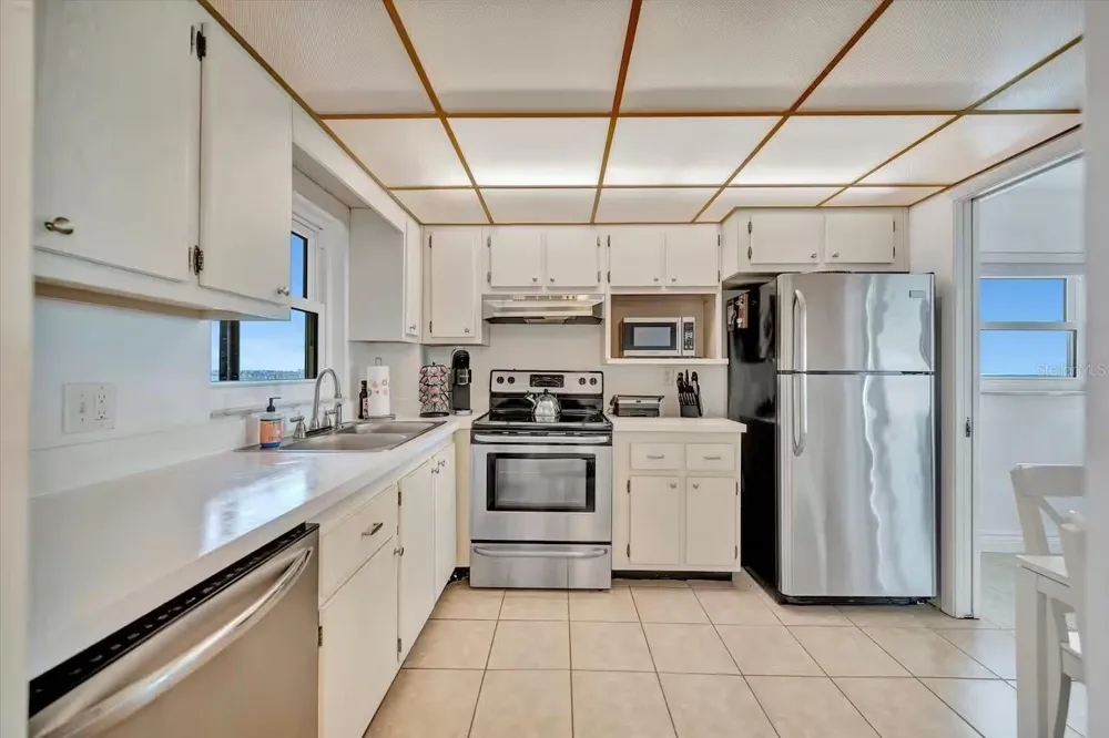 1270 GULF BOULEVARD #701 Clearwater Beach, FL 33767