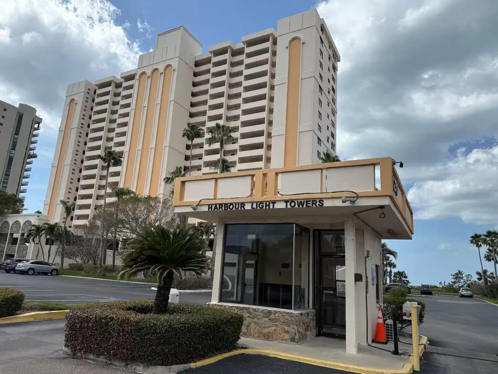 1270 GULF BOULEVARD #701 Clearwater Beach, FL 33767