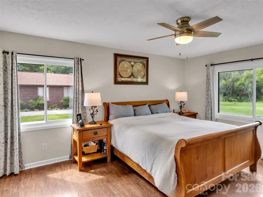 693 Monte Vista Road Candler, NC 28715