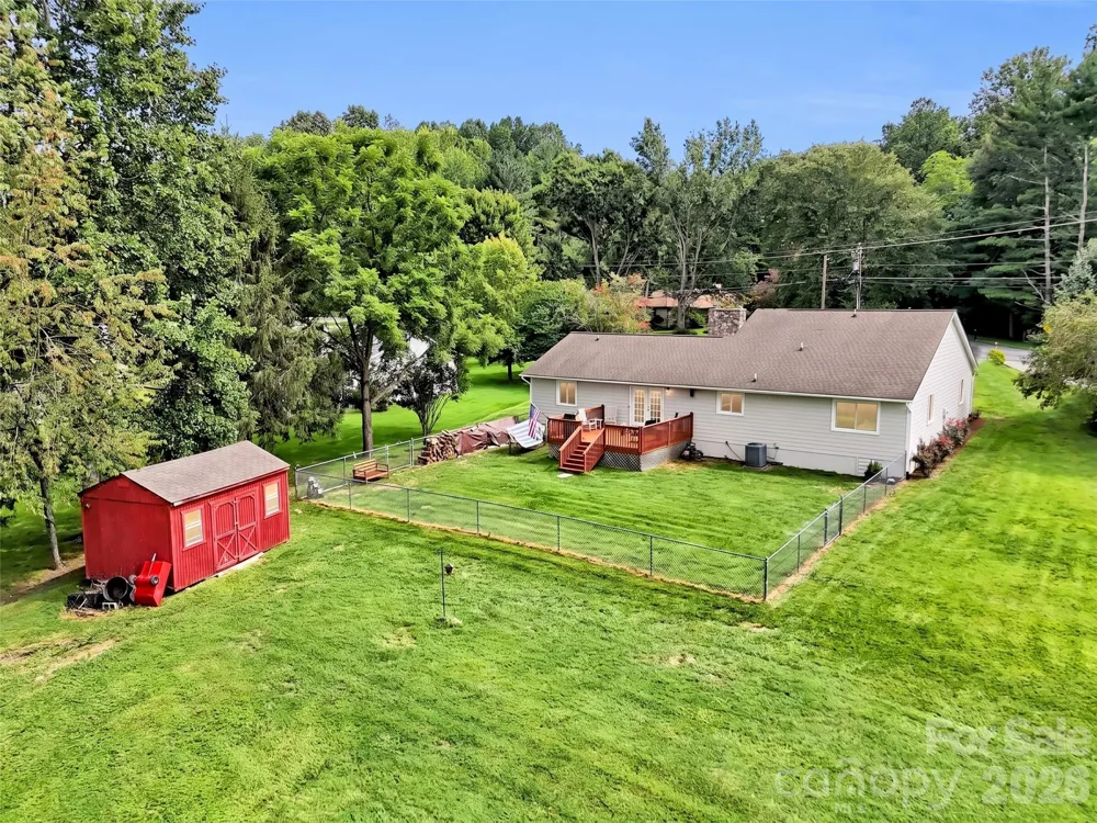 693 Monte Vista Road Candler, NC 28715