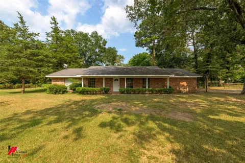 335 Woodland Park
