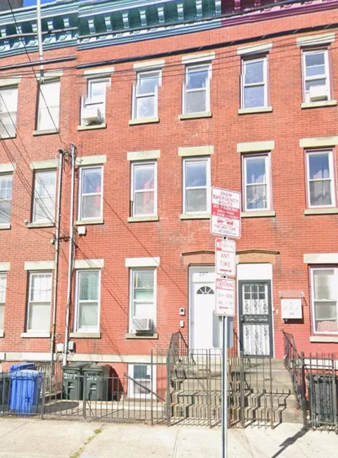 287 BERGEN AVE