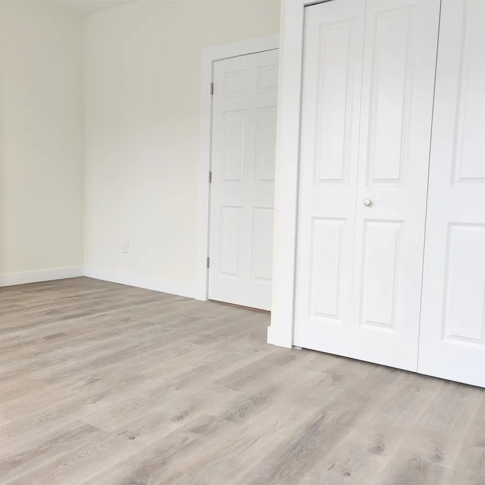 287 BERGEN AVE Jersey City, NJ 07305