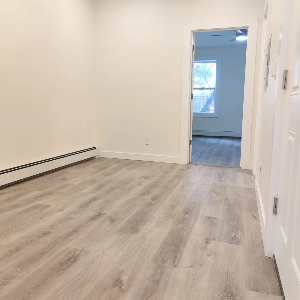 287 BERGEN AVE Jersey City, NJ 07305