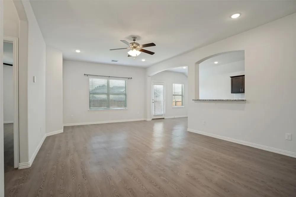 2009 Yale Street Farmersville, TX 75442