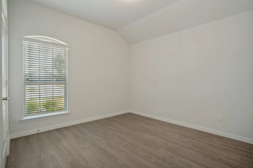 2009 Yale Street Farmersville, TX 75442
