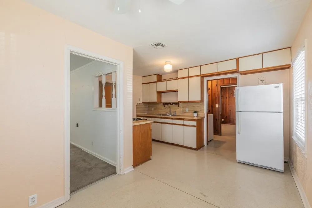 5020 Hartford Drive River Oaks, TX 76114