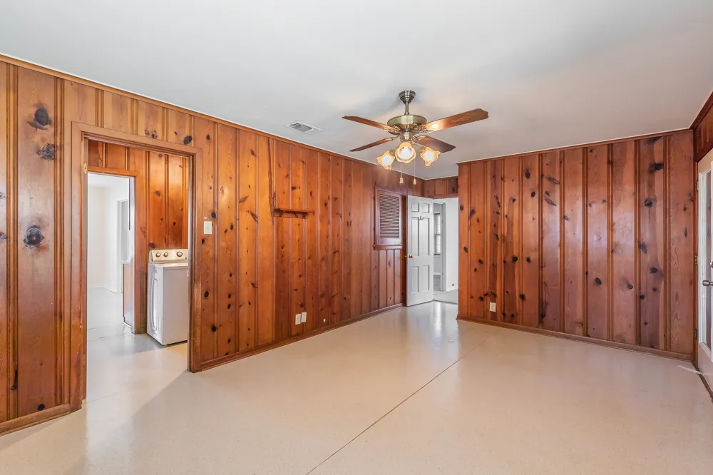 5020 Hartford Drive River Oaks, TX 76114