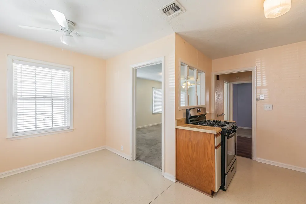 5020 Hartford Drive River Oaks, TX 76114