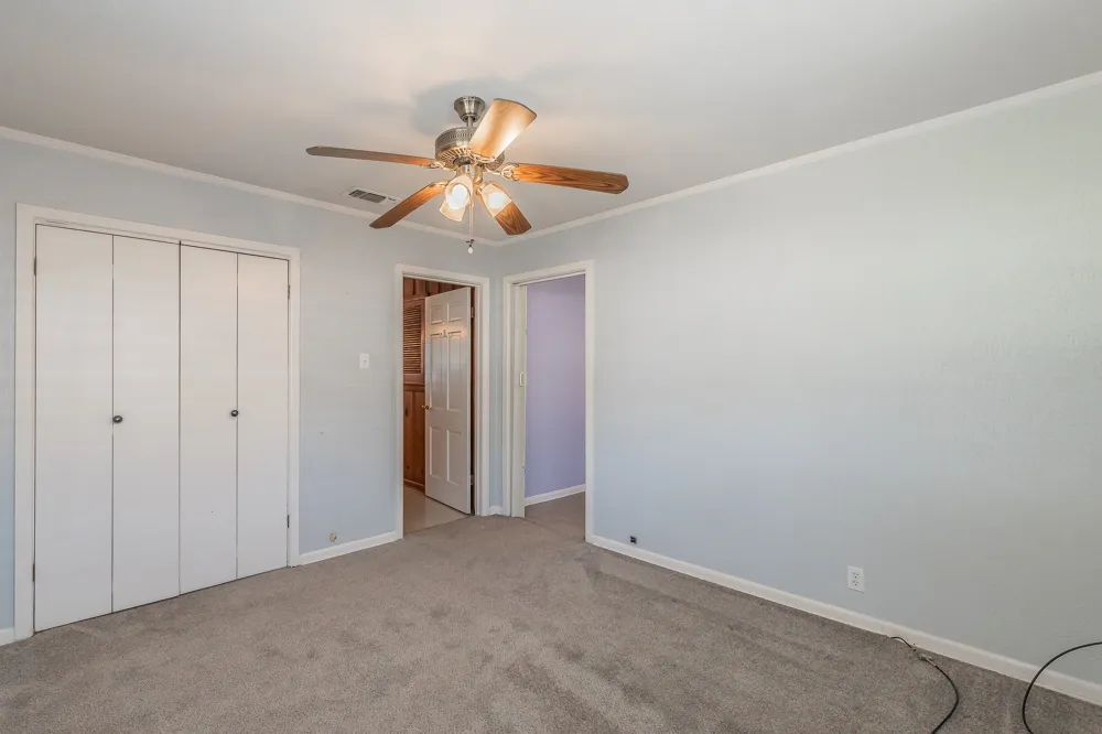 5020 Hartford Drive River Oaks, TX 76114