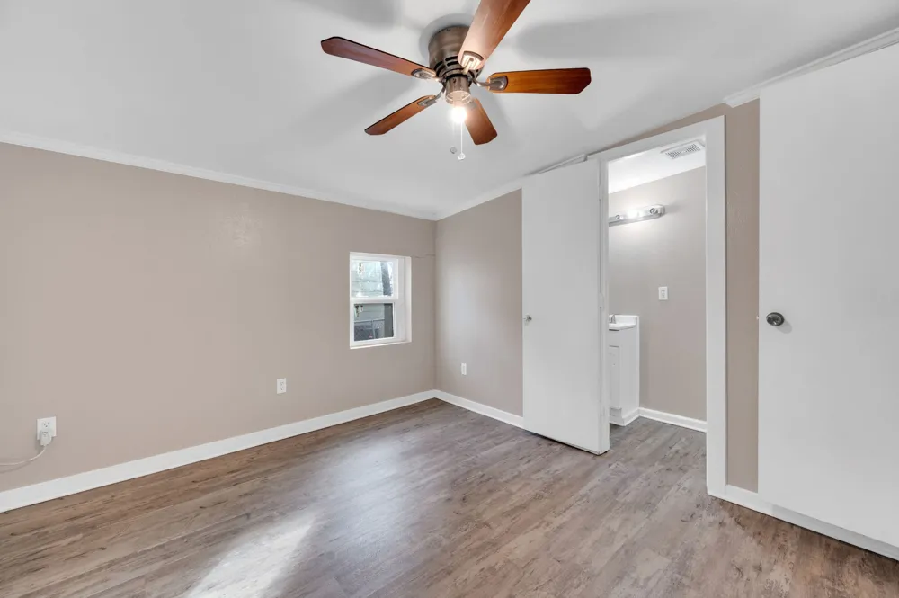 416 E Avenue F Midlothian, TX 76065