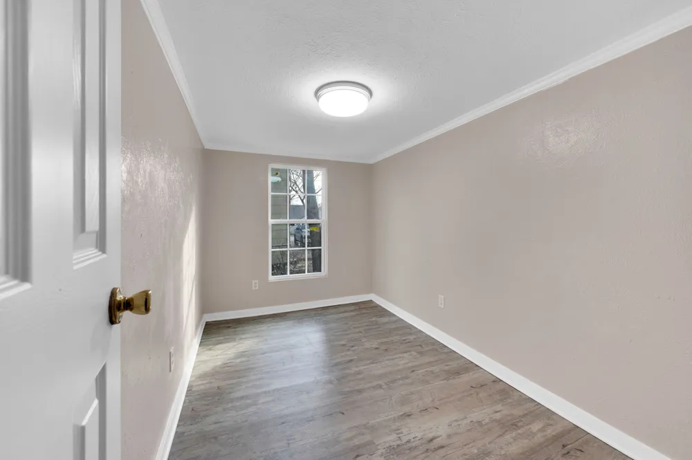 416 E Avenue F Midlothian, TX 76065