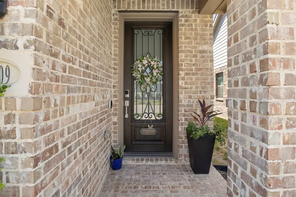 2309 Norma Lane Northlake, TX 76247