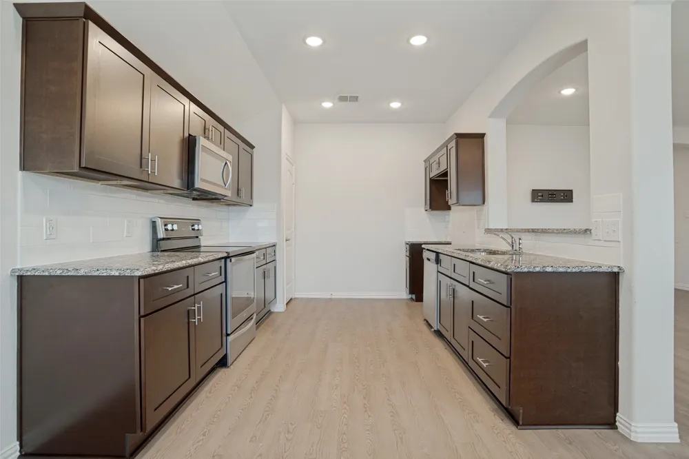2009 Yale Street Farmersville, TX 75442