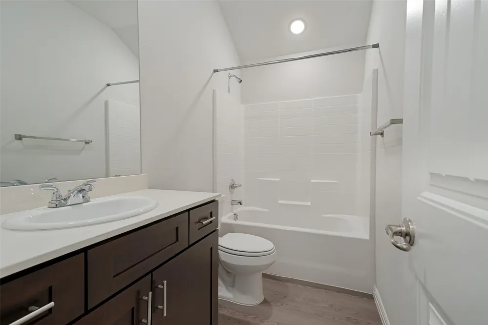 2009 Yale Street Farmersville, TX 75442