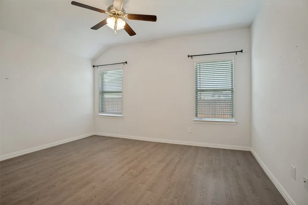 2009 Yale Street Farmersville, TX 75442