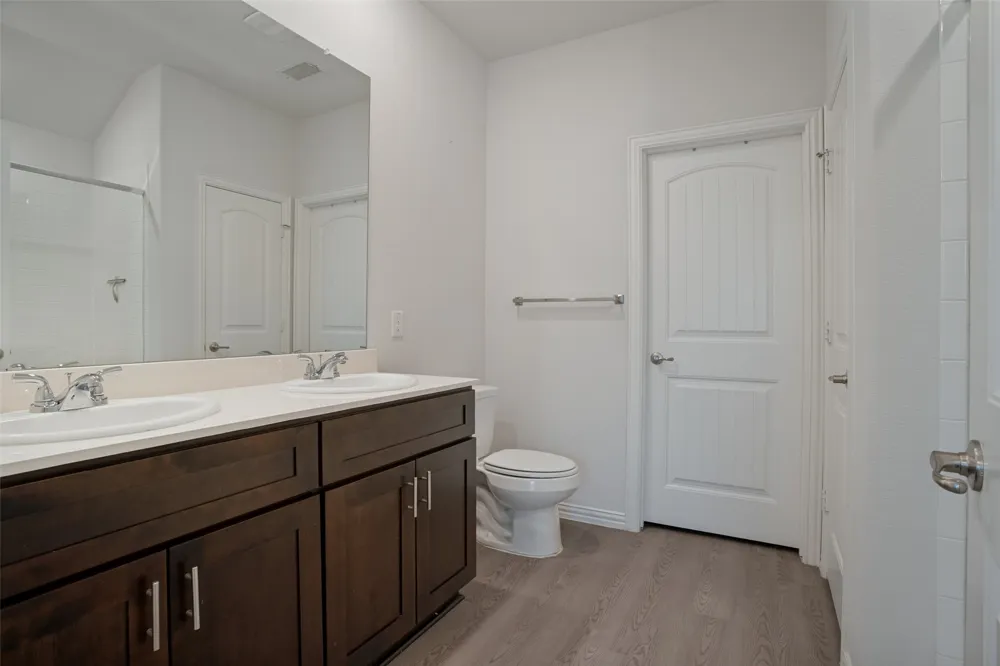 2009 Yale Street Farmersville, TX 75442