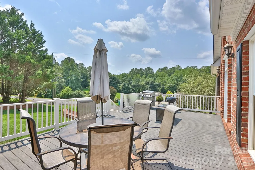 531 Westbrook Street Jonesville, NC 28642