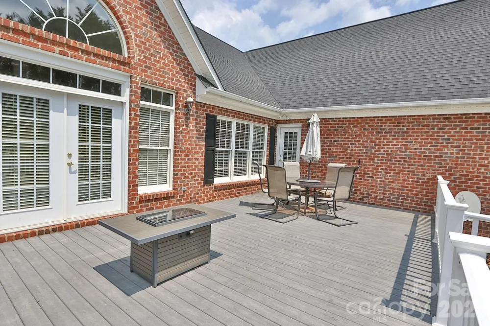 531 Westbrook Street Jonesville, NC 28642