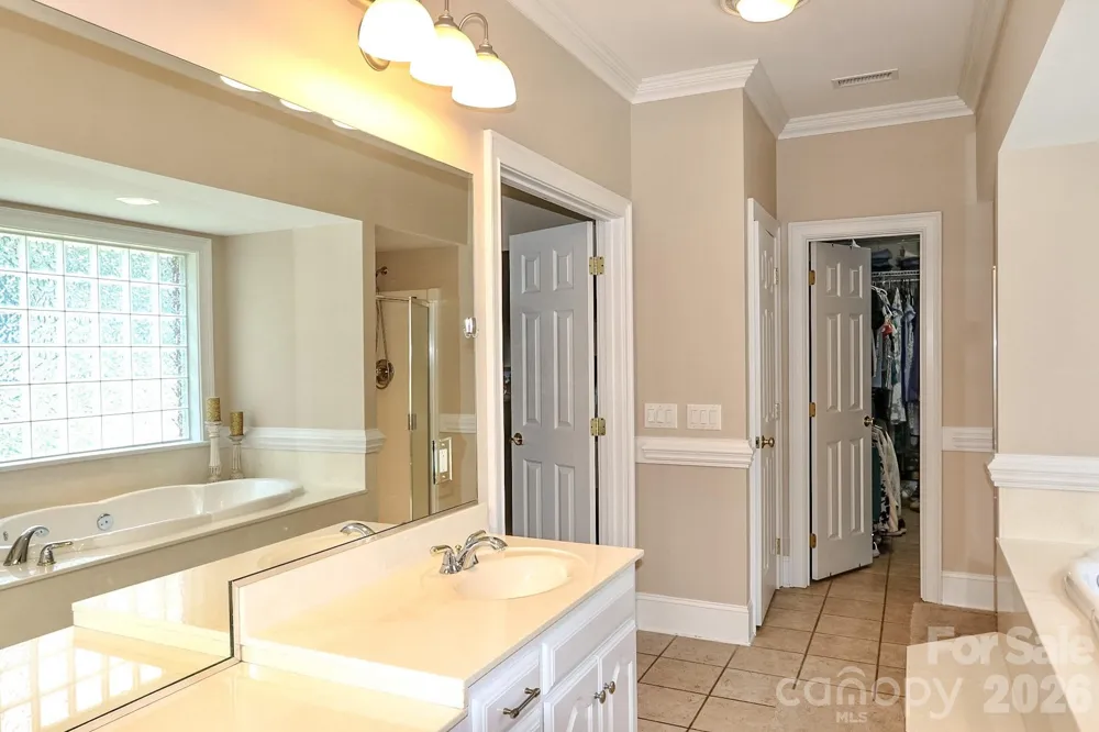 531 Westbrook Street Jonesville, NC 28642