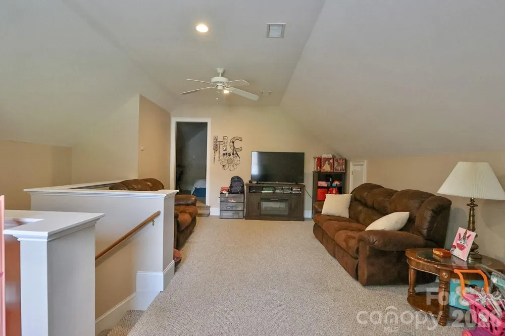 531 Westbrook Street Jonesville, NC 28642