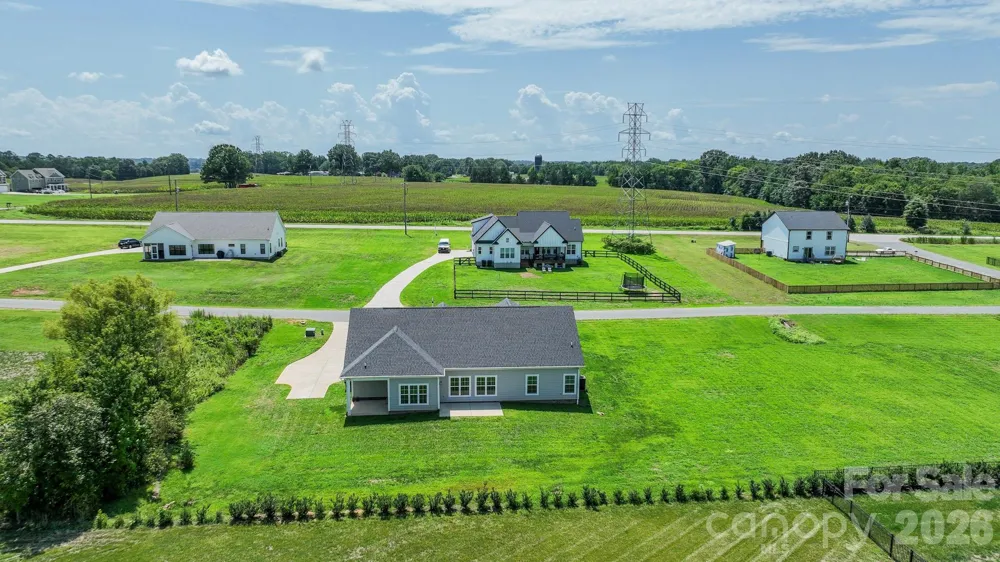 3013 Isle Lane Monroe, NC 28110