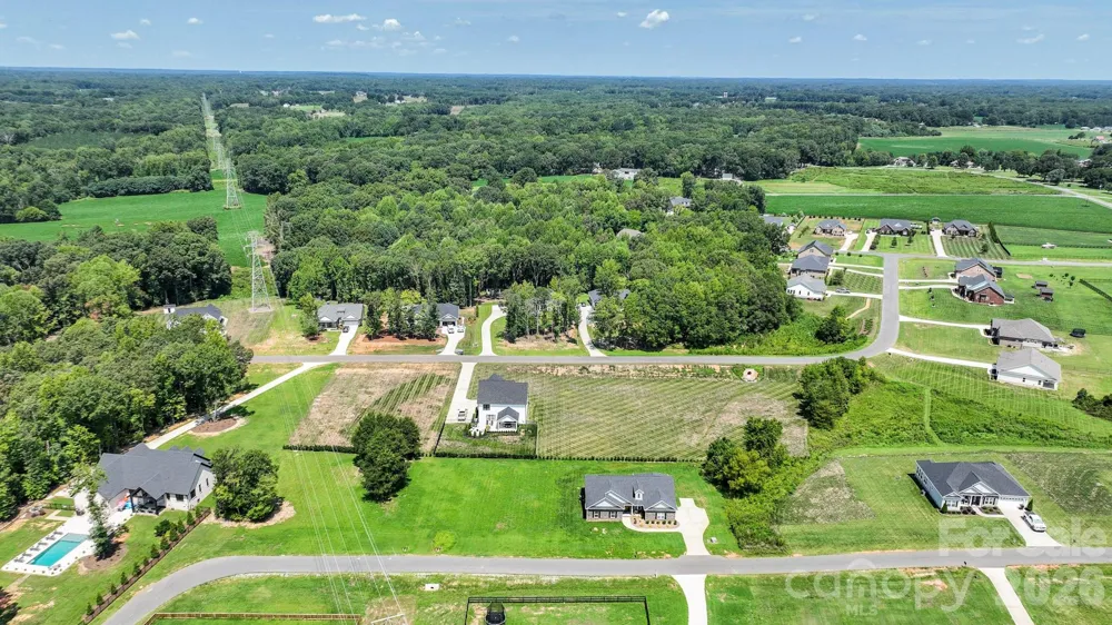 3013 Isle Lane Monroe, NC 28110
