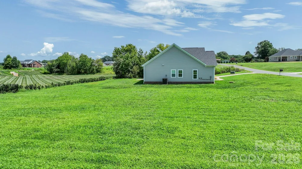 3013 Isle Lane Monroe, NC 28110