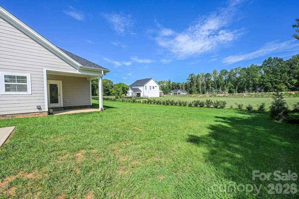 3013 Isle Lane Monroe, NC 28110
