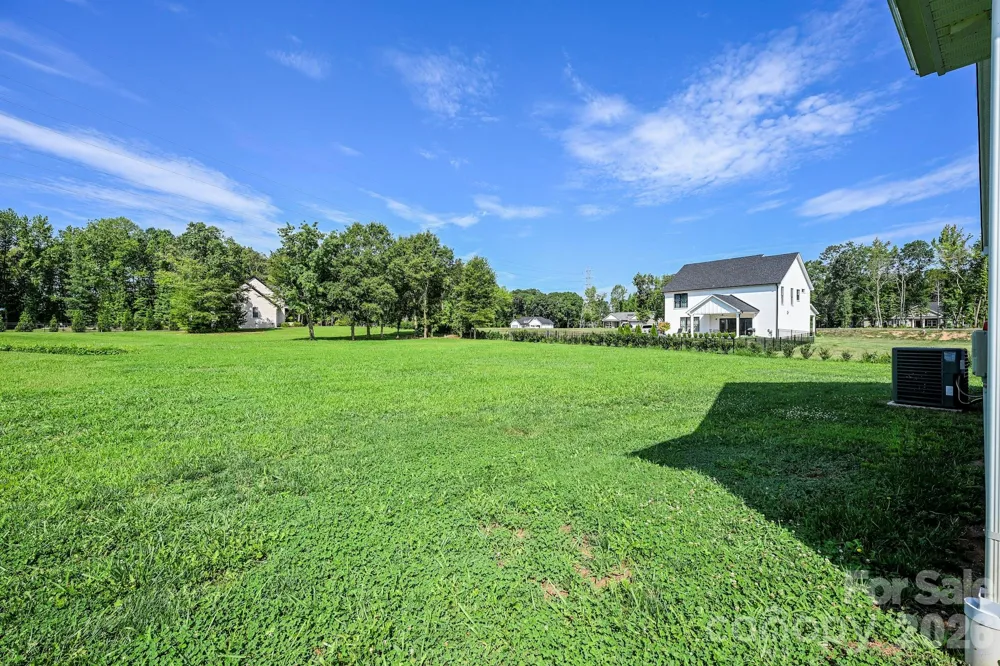 3013 Isle Lane Monroe, NC 28110
