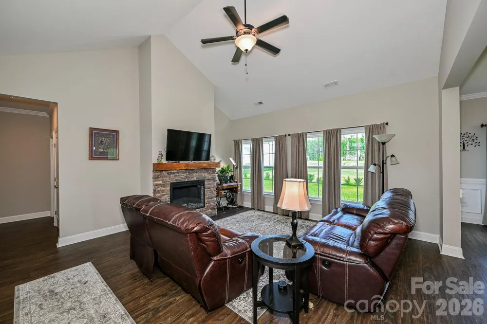 3013 Isle Lane Monroe, NC 28110