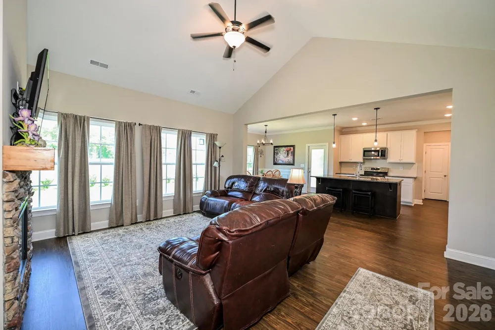 3013 Isle Lane Monroe, NC 28110