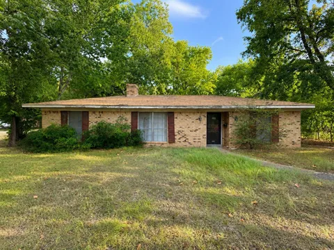 208 SW 4th Street