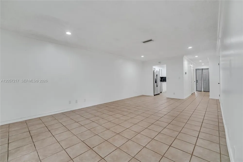 2950 NW 106th Ave #7 Sunrise, FL 33322