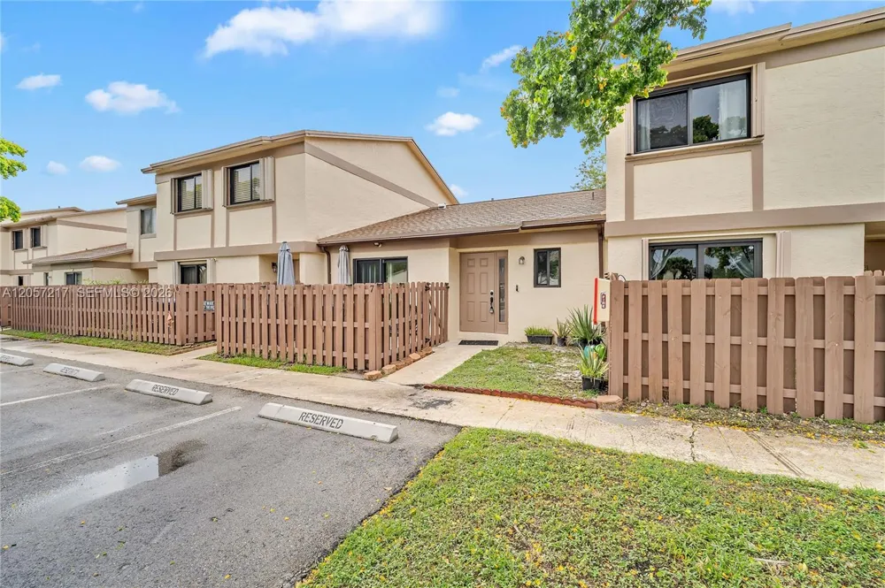 2950 NW 106th Ave #7 Sunrise, FL 33322