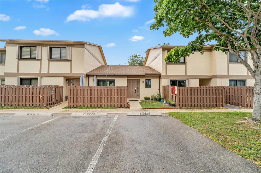 2950 NW 106th Ave #7 Sunrise, FL 33322