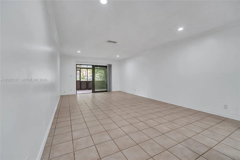 2950 NW 106th Ave #7 Sunrise, FL 33322
