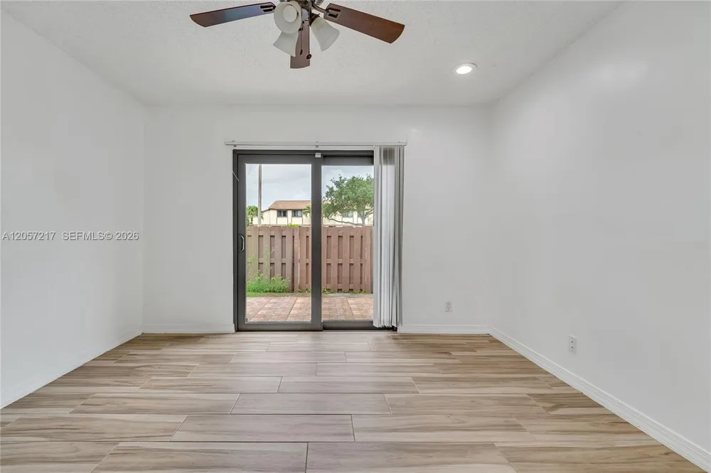 2950 NW 106th Ave #7 Sunrise, FL 33322