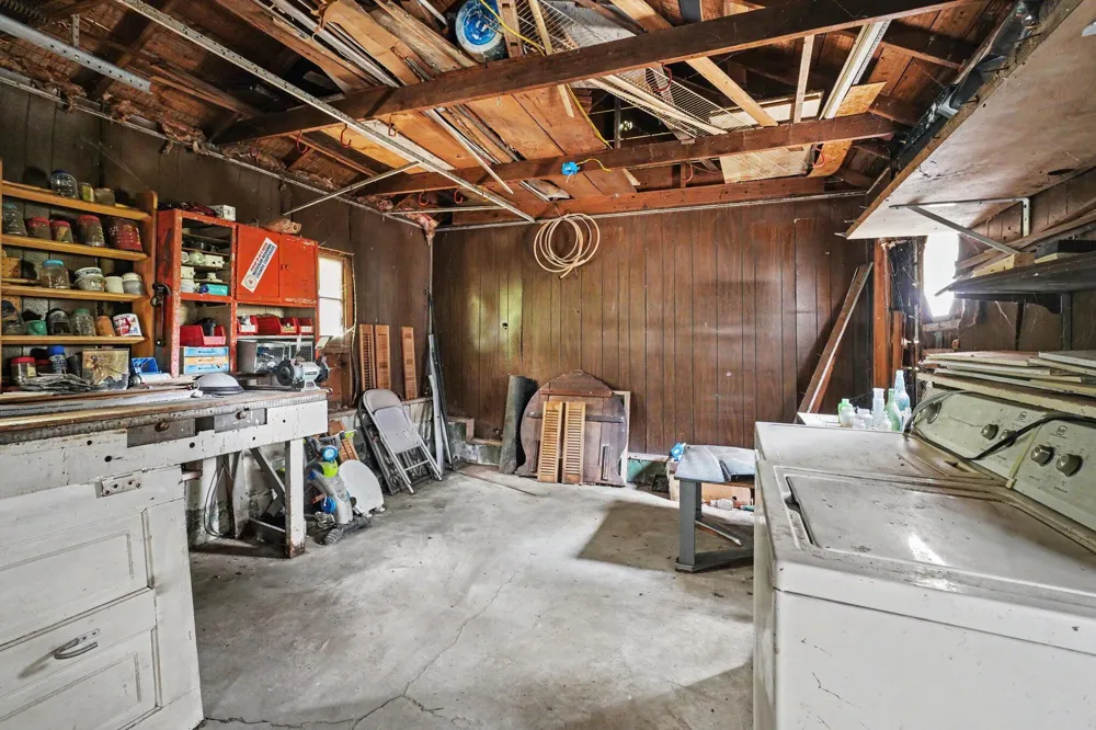 102 Worden Avenue Kalamazoo, MI 49048