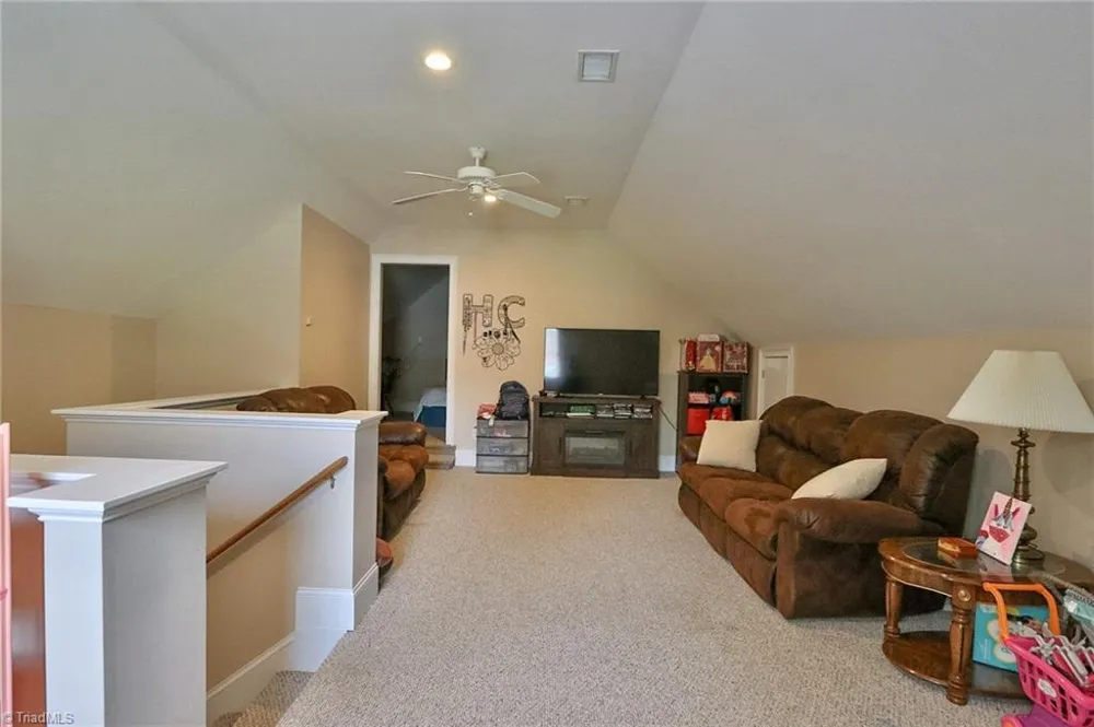 531 Westbrook Street Jonesville, NC 28642